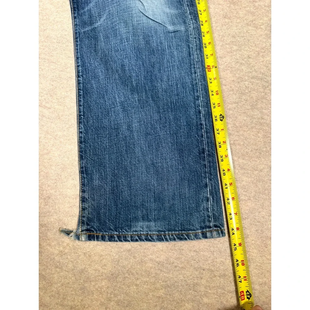 Levis 501 Straight Jeans Mens 40x32 Blue Whiskering Denim Cotton Button Fly
